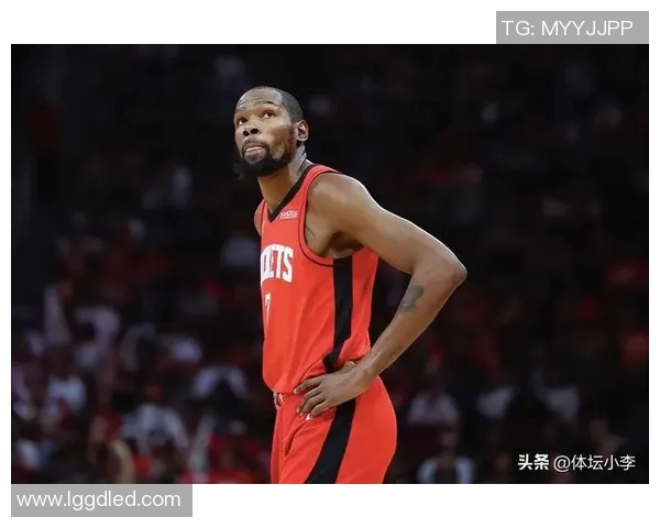 NBA火箭队重建之路：战术革新与杜兰特加盟探寻防守与进攻平衡